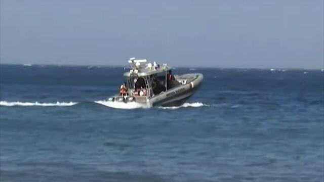 Trágica faena de pesca: bote donde iban dos hombres se volcó y ahora uno de ellos está desaparecido