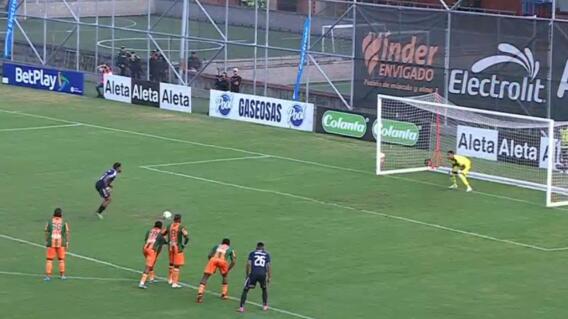 El penalti atajado por el arquero de Envigado a Medellín por Copa BetPlay.