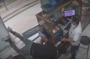 joven evitó ser atacado