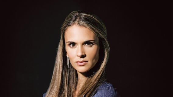 Karen Martínez es Sofía Castro en El Cartel de los Sapos. Karen Martínez es Sofía Castro en El Cartel de los Sapos.