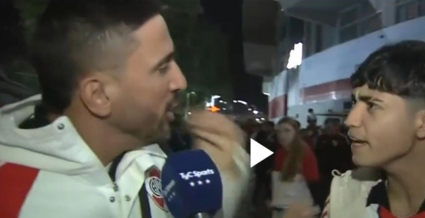 Hinchas de River Plate casi se pelean a las afueras del Monumental.