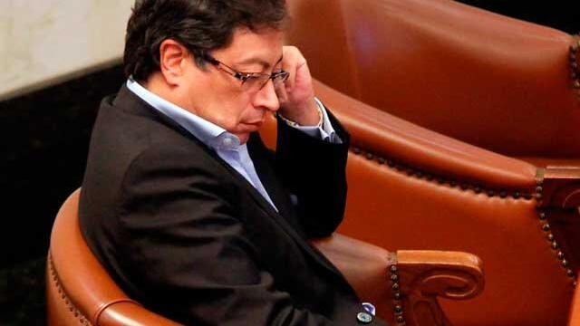 Gustavo Petro se ‘pifió’ en redes sociales y los tuiteros se lo cobraron