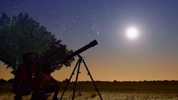 La Luna de maíz y el eclipse total teñirán el cielo de rojo este 7 de septiembre de 2025 La Luna de maíz y el eclipse total teñirán el cielo de rojo este 7 de septiembre de 2025