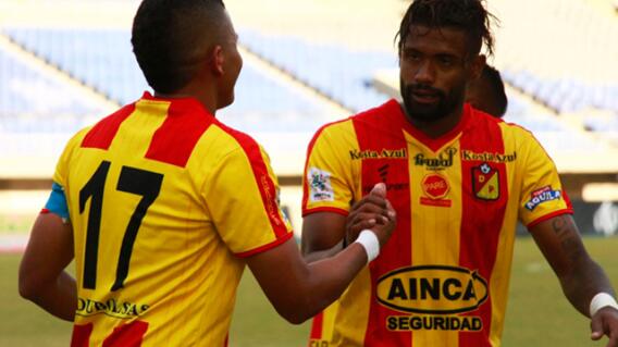 266467_pereira_060817_tw_corpereira_e.jpg 266467_pereira_060817_tw_corpereira_e.jpg