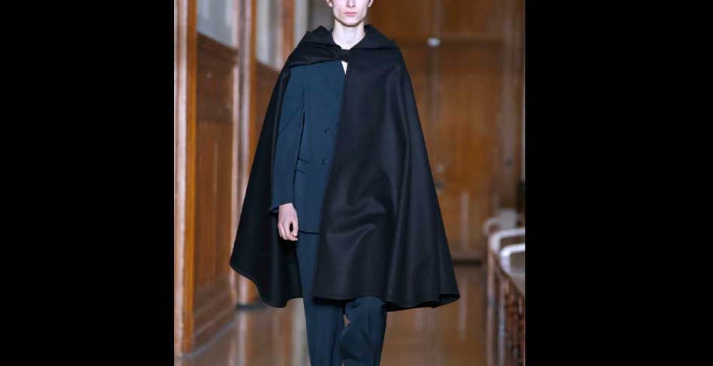 Chanel "fortalecerá su dispositivo conforme a las recomendaciones de las autoridades", indicó un portavoz. Dior y Lanvin previeron un refuerzo de la seguridad, y las casas Yohji Yamamoto y Valentino pidieron a los invitados llegar antes a cau