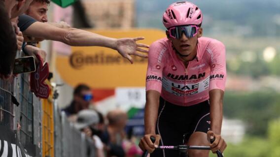 Isaac del Toro, líder del Giro de Italia 2025.