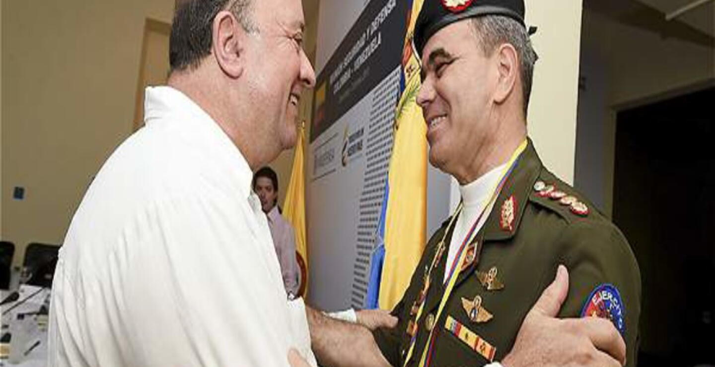 179575_Luis Carlos Villegas y Vladimir Padrino López - Foto: AFP