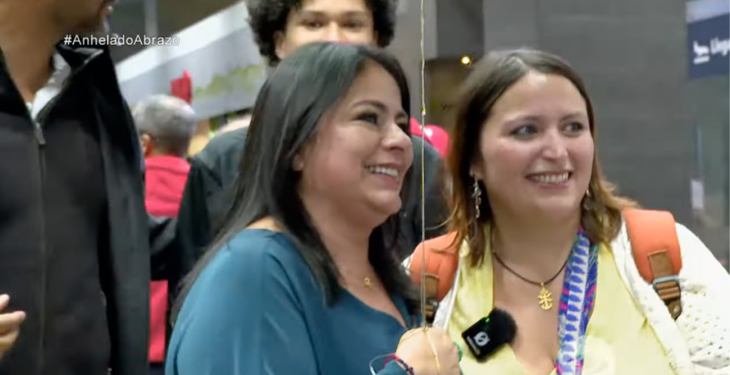Reencuentro madre e hija 41 años después