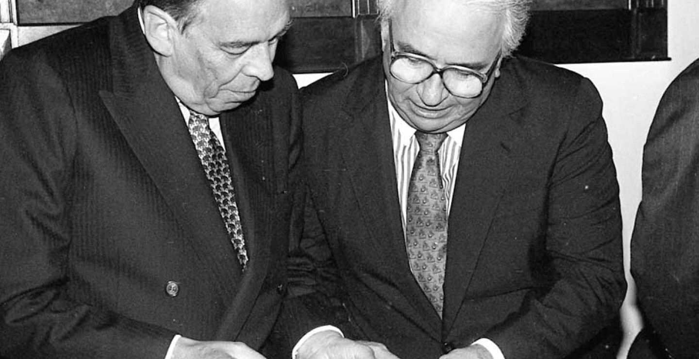belisariobetancurfacetas_12_0.jpg