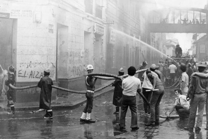 FOTO INCENDIO PLAZA - VANGUARDIA.jpg