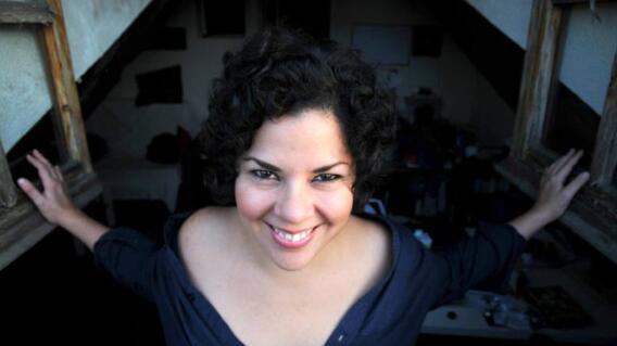 María Fernanda Ampuero María Fernanda Ampuero