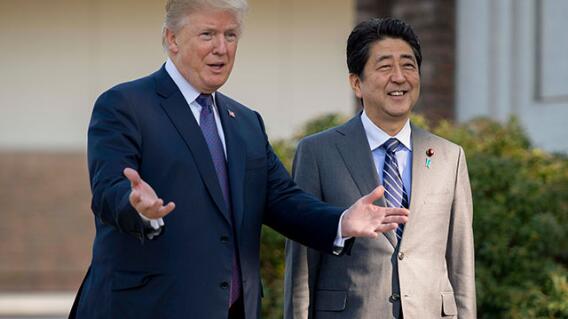 trump-y-abe.jpg trump-y-abe.jpg