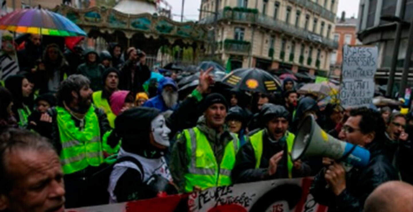 chalecosamarillosfrancia.jpg