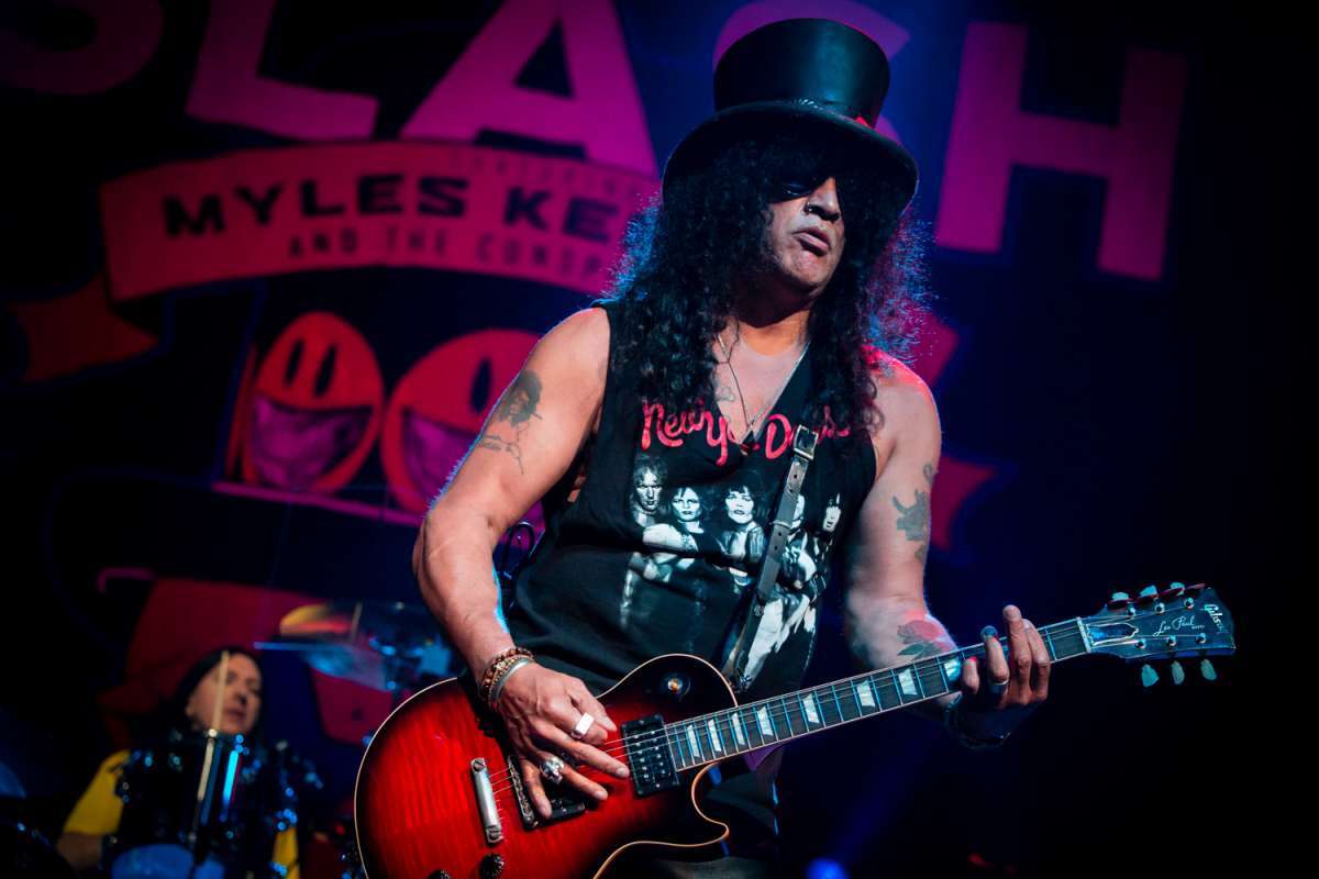 640466_slash_16.jpg