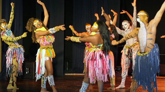 grupos-danzas-bienal.jpg