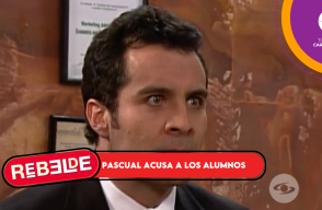 Los alumnos van a hablar con Pascual y le piden que tome medidas con la Logia
