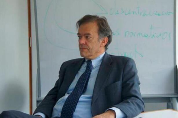 22644_franz