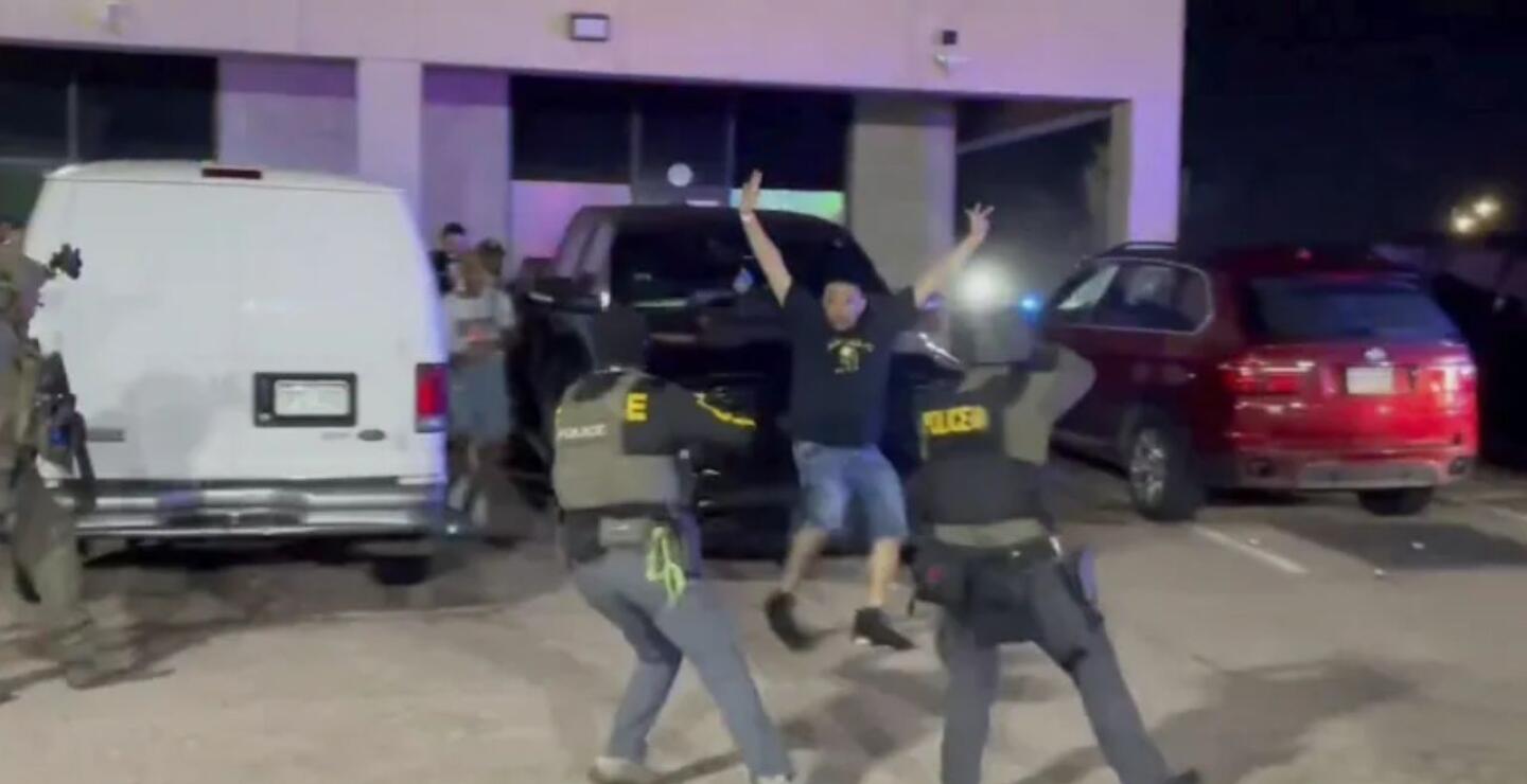 Arrestan a sargento de EE.UU. por distribución de cocaína: estaba en redada en un club nocturno