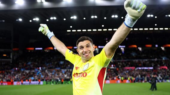 Emiliano 'Dibu' Martínez, arquero del Aston Villa.