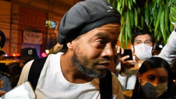 334755_ronaldinho_140420_afp_e.jpg