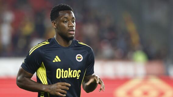 Jhon Durán, delantero colombiano que milita en Fenerbahçe.