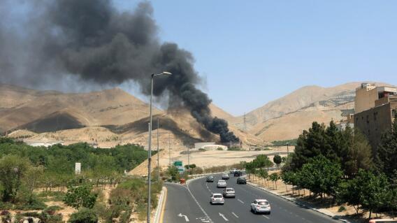 Ataque de Israel cayó en ambulancia y mató a dos paramédicos en Teherán_afp.jpg Ataque de Israel cayó en ambulancia y mató a dos paramédicos en Teherán_afp.jpg