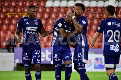 Jugadores del Medellín y un festejo de gol contra el Tolima, en Ibagué. Jugadores del Medellín y un festejo de gol contra el Tolima, en Ibagué.