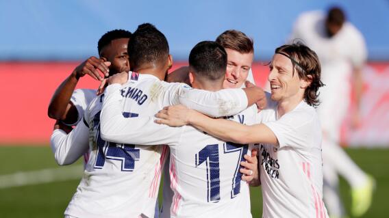 Real Madrid v Valencia - La Liga Santander Real Madrid v Valencia - La Liga Santander