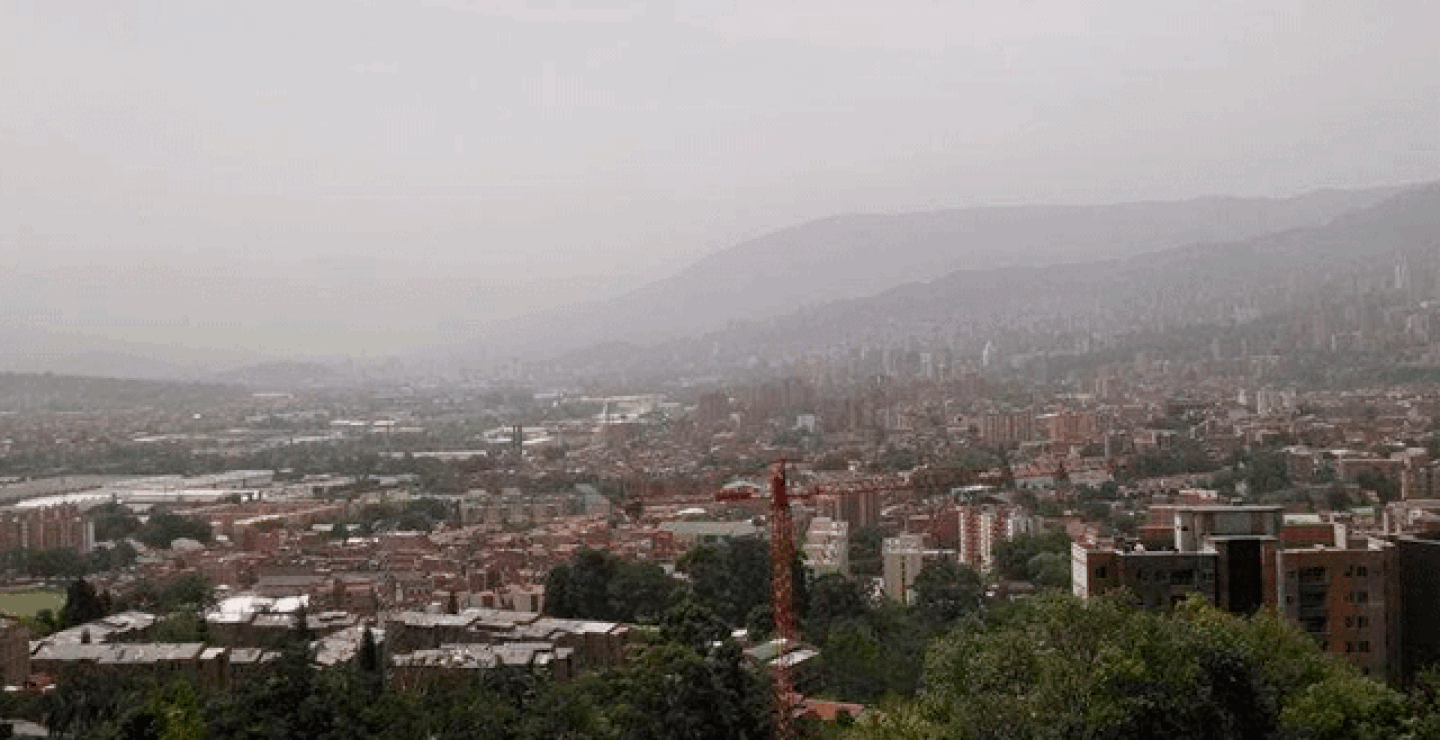 150216_bruma_medellin.gif