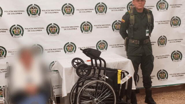 Pillan a abuela que iba a salir del país con 3 kilos de cocaína camuflados en su silla de ruedas