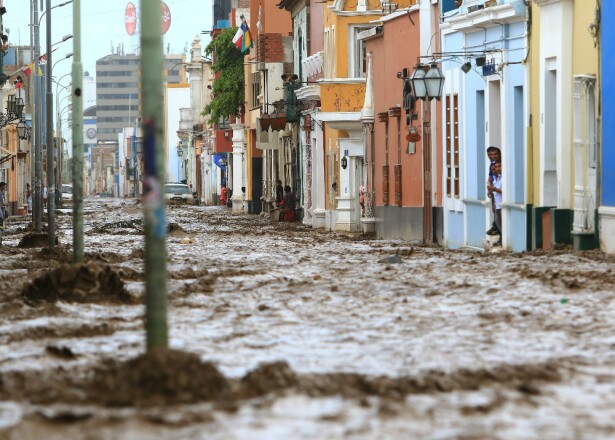 280446_BLU Radio. Foto: Inundaciones Perú AFP