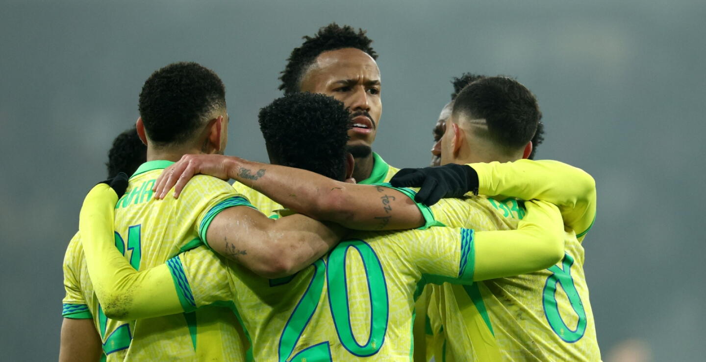 Estevao en uno de los partidos con la Selección Brasil.