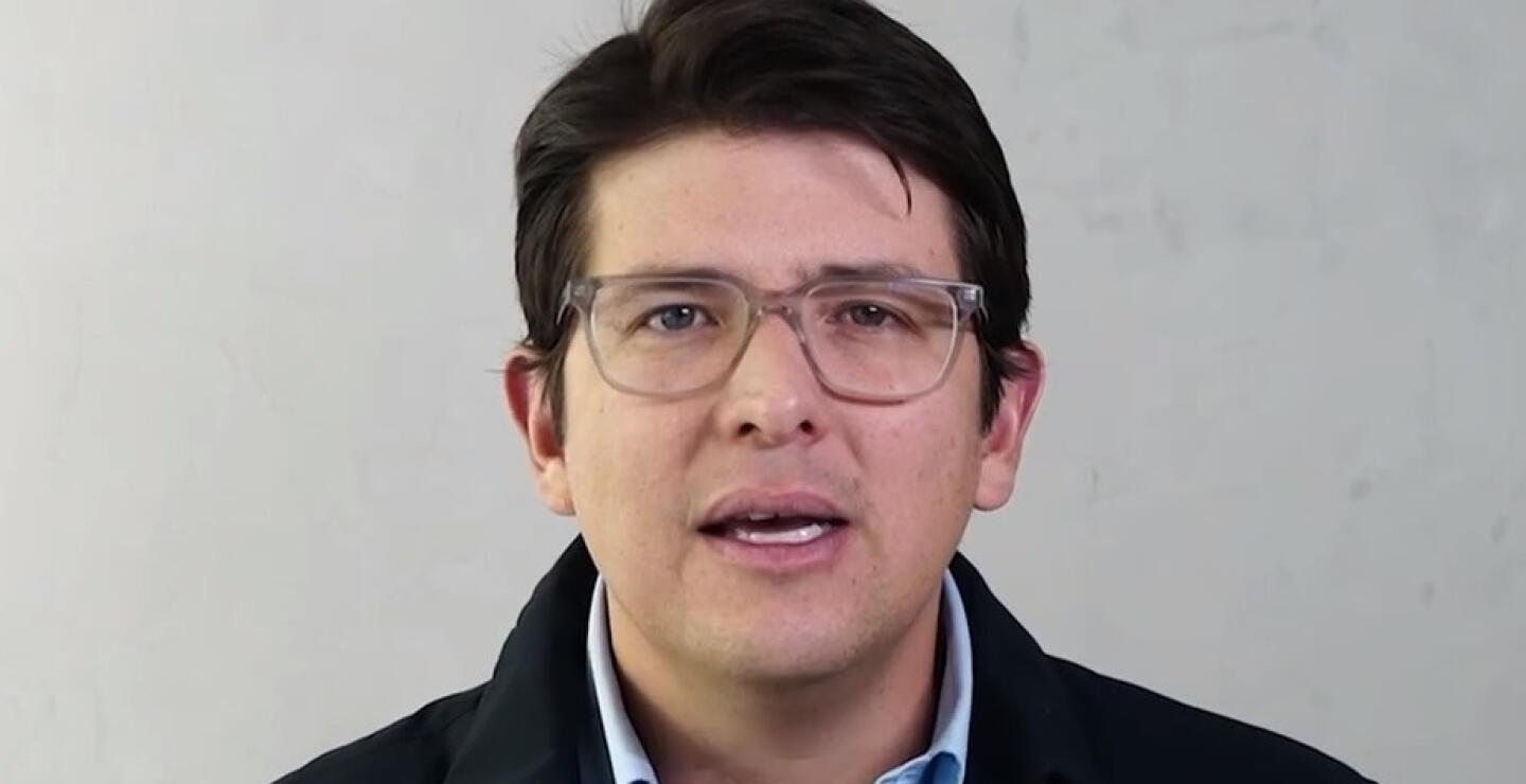 Miguel Urbe denunciará internacionalmente el asedio a la Corte: “Petro es victimario y no víctima”