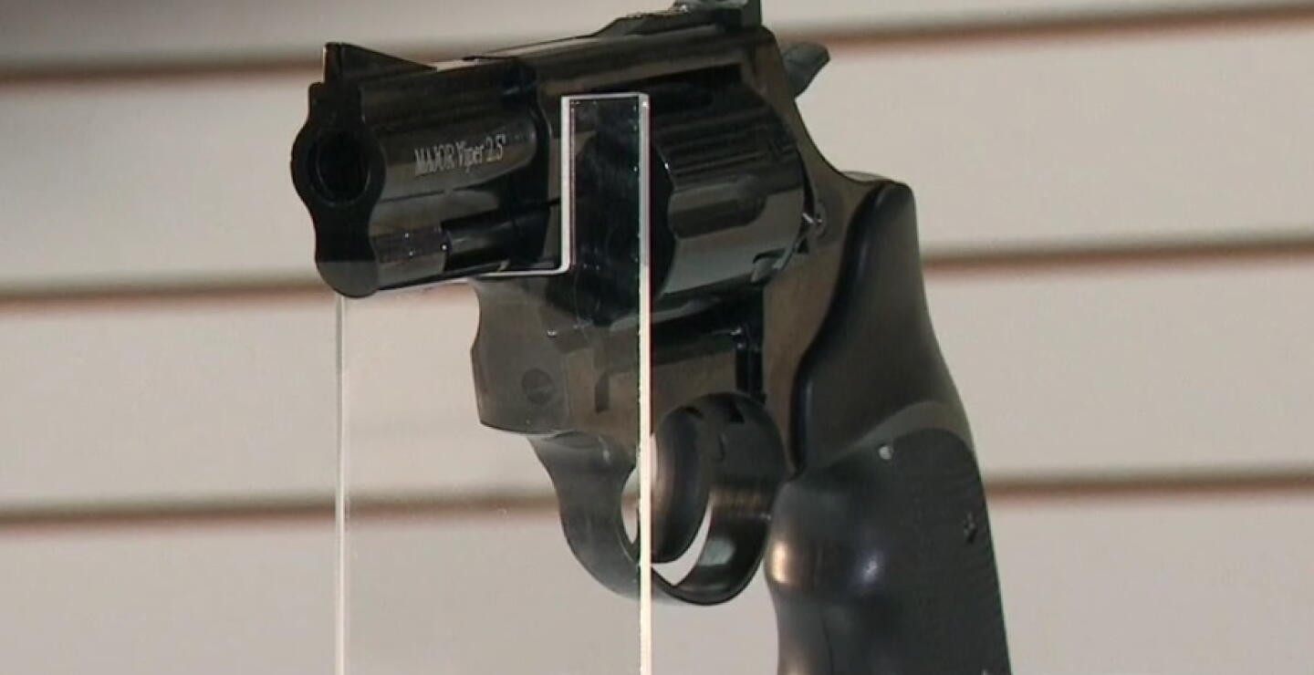 Abecé de las restricciones del decreto que regula armas traumáticas