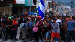 Trump amenazó con cortar envío de dinero a Honduras si no se detiene la caravana de migrantes