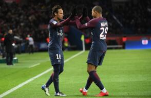277809_neymar_mbappe_psg_110418_afp_e.jpg