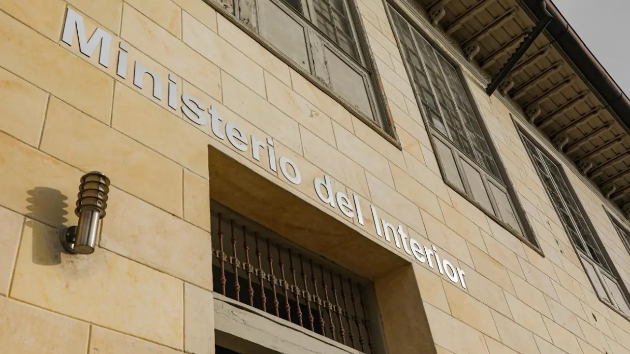Contratistas del Ministerio del Interior siguen sin recibir pago de ...
