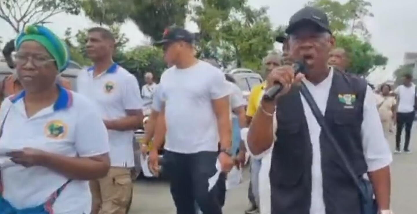 Chocoanos protestaron tras mortal derrumbe: “No necesitamos más muerte, queremos tener vías dignas”