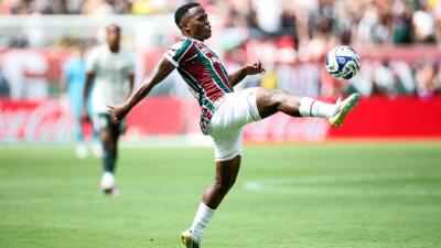 Jhon Arias en una de las jugadas del partido contra Chelsea por el Mundial de Clubes. 