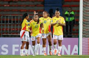 Jugadoras de la Selección Colombia femenina festejando triunfo por la Liga dé Naciones. Jugadoras de la Selección Colombia femenina festejando triunfo por la Liga dé Naciones.