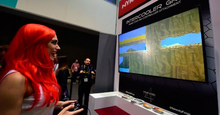 "Van mucho más allá de la industria del videojuego", afirma.