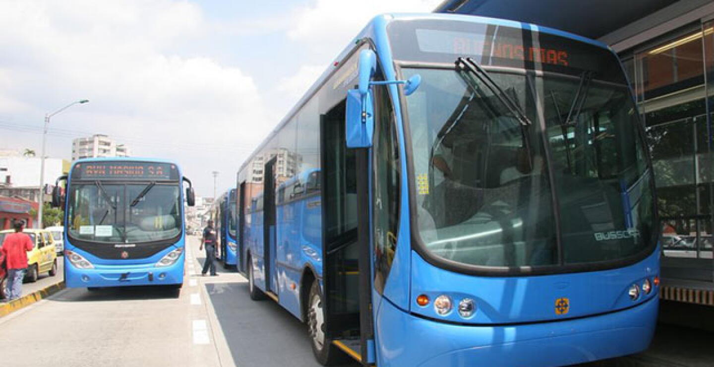 buses-mio-colprensa.jpg