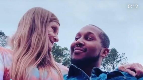 pareja viral.jpeg pareja viral.jpeg