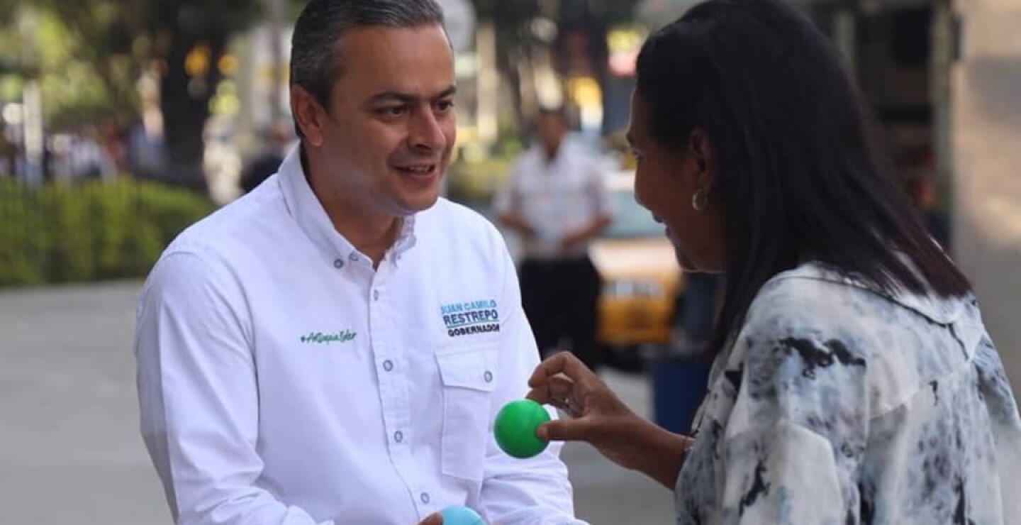 340422_BLU Radio. Juan Camilo Restrepo, candidato a la gobernación de Antioquia / Foto: @juancamilorpog
