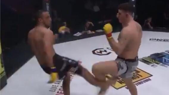 327816_BLU Radio, fractura de luchador Sofiane Boukichou en ‘Cage Warriors 101 / foto: Captura video en Twitter @CageWarriors