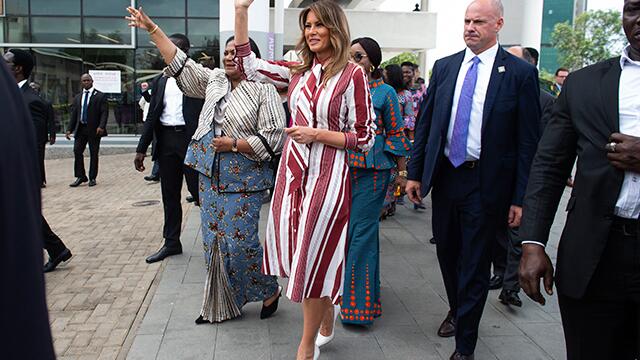 Con danza tradicional africana reciben a Melania Trump en Ghana Con danza tradicional africana reciben a Melania Trump en Ghana