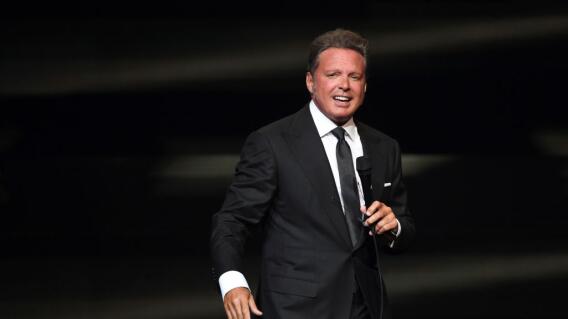 Luis Miguel In Concert - Las Vegas, NV Luis Miguel In Concert - Las Vegas, NV