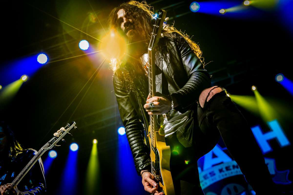 640462_slash_13.jpg