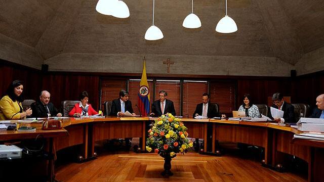 Pensión de mujeres en Colombia, ¿qué falta para que se apruebe la reducción de semanas? Pensión de mujeres en Colombia, ¿qué falta para que se apruebe la reducción de semanas?