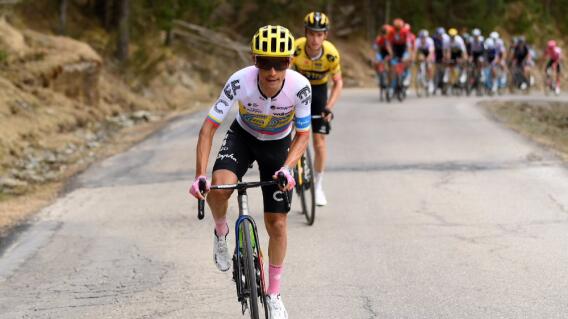 Esteban Chaves, ciclista colombiano del EF Education-EasyPost, en la Vuelta a Cataluña 2023 Esteban Chaves, ciclista colombiano del EF Education-EasyPost, en la Vuelta a Cataluña 2023